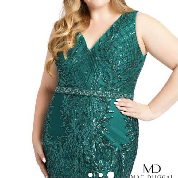 Mac Duggal Fabulouss Sequined Sleeveless Trumpet Gown Size:22 W - Picture 3 of 13